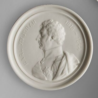 null * Charles XIV Johan, roi de Suède (1763-1844). Médaillon rond en biscuit, signé...