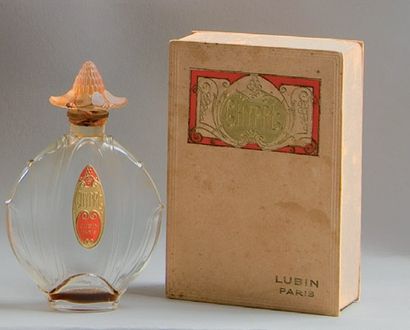 LUBIN - «Chypre» - (1920) Présenté dans son coffret en carton gainé de papier gaufré,...