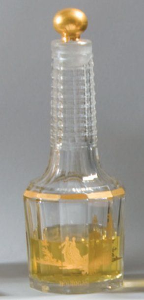 HOUBIGANT - «Parfum Idéal» - (1900) Flacon carafon en cristal incolore pressé moulé...