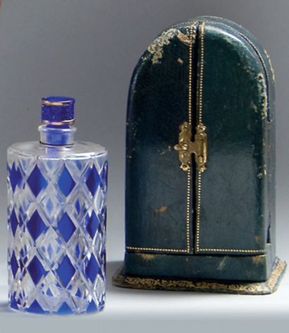 RICHARD HUDNUT - «La Soirée» - (1927) Flacon modèle «Arlequin» en cristal incolore...