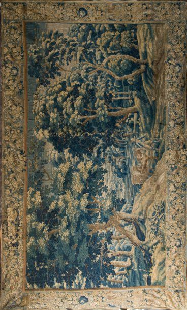 null Tapisserie, début XVIIIe siècle, Flandres (?), verdure au sous-bois; paysan...