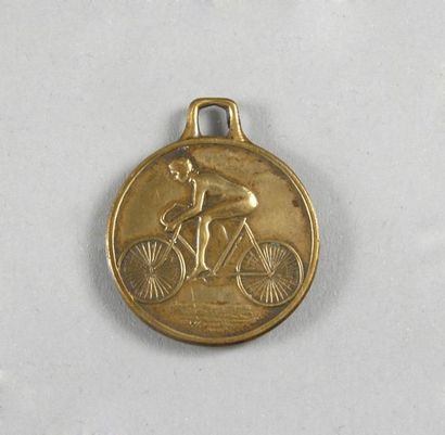 null 1924. Paris. Médaille commémorative pour les épreuves de cyclisme. Diam 2,5...