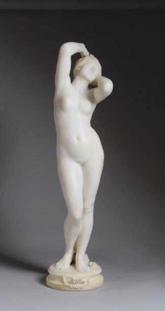 Laurent MARQUESTE (1848-1920). Galathée. Sculpture en marbre de Carrare, signée et...