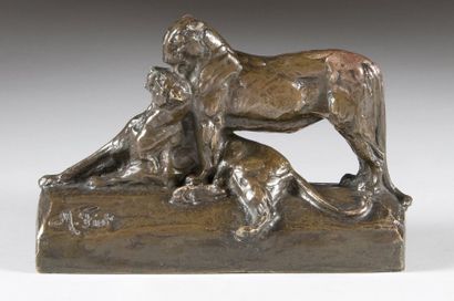 Maximilien FIOT (1886-1953) Couple de panthères. Bronze à patine brun-clair. Fondeur...