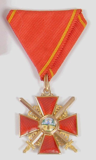 null Russie - Croix de Sainte-Anne de 3ème classe à titre militaire. Or, émail rouge,...