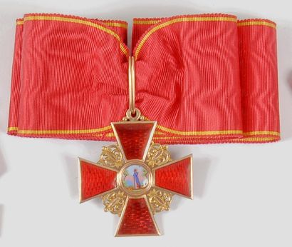 null Russie - Croix de Sainte-Anne de 2ème classe à titre civil. Or, émail rouge,...