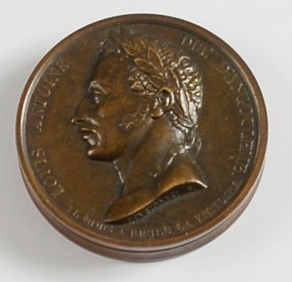 null Louis-Antoine de Bourbon, duc d'Angoulême - Guerre d'Espagne. Médaille en bronze...