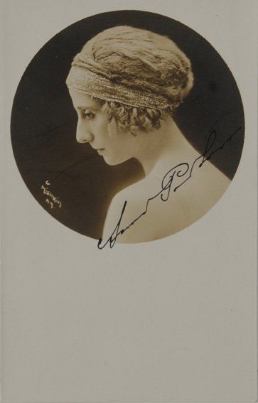 PAVLOVA Anna (1881-1931). Portrait photographique de C. Mishkin à New York, sur papier...