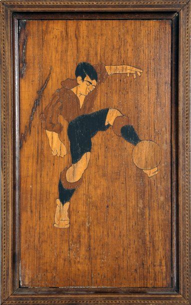 null Marqueterie. «Joueur de Football». Début XXe. Dim. 17 x 31 cm.