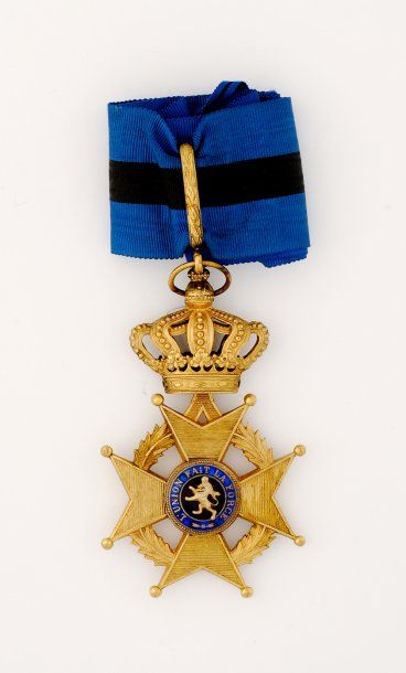 null Ordre de Léopold (Belgique). Modèle de commandeur, comprenant l'insigne en or,...