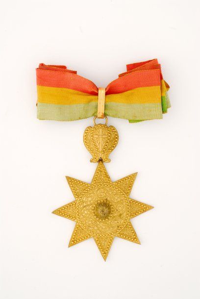 null Ordre de l'étoile d'Ethiopie, insigne de commandeur en métal doré, présenté...