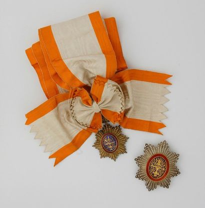 null Ordre royal du Cambodge - Ensemble de grand-croix en or, argent et émail, avec...