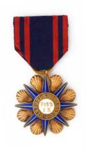 null Ordre de Pie IX (Vatican) - Croix de chevalier en or et émail, avec ruban. Fabrication...