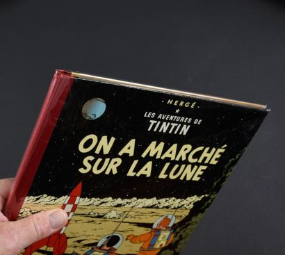 HERGÉ 
TINTIN 17.
ON A MARCHE SUR LA LUNE.
Edition originale française B11. Album...
