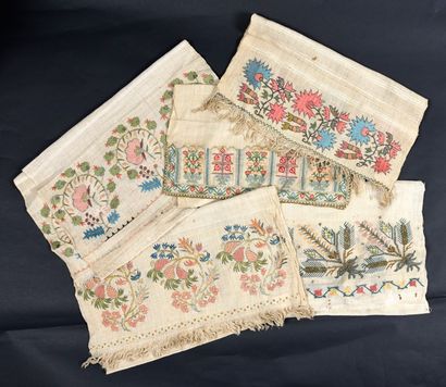 null Ensemble de serviettes rituelles brodées, Turquie, vers 1900, étamine de lin...