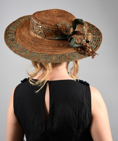 null Rare chapeau-bergère, vers 1770, capeline en paille blonde tressée et cousue,...