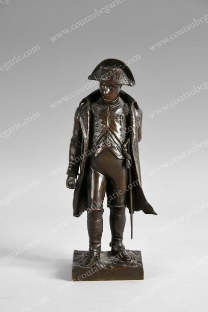 null NAPOLÉON Ier, empereur des Français (1769-1821).
Statuette en bronze à patine...