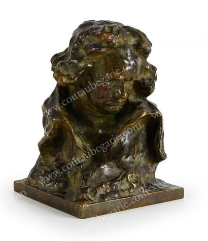 ARONSON Naoum Lvovich (1872-1943) 
Tête du compositeur Ludwig van Beethoven (1770-1827).
Bronze...
