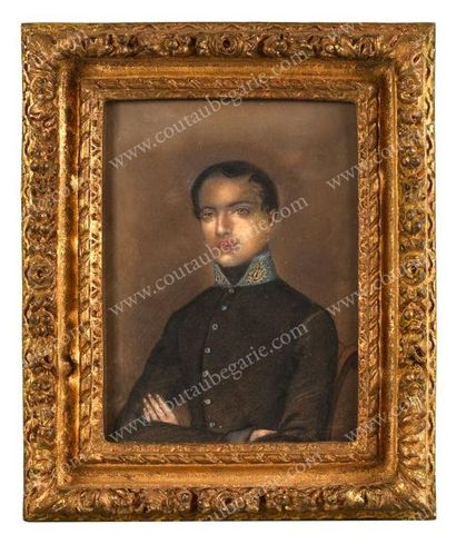 École Française du XIXe siècle 
Portrait du jeune officier, portant un uniforme de...