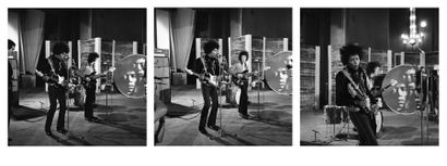 null JIMI HENDRIX PAR GILBERT MOREAU - 1967
Trois photos rares (noir et blanc) prises...