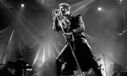 David Bowie en concert Prague 2004.
Photographie...