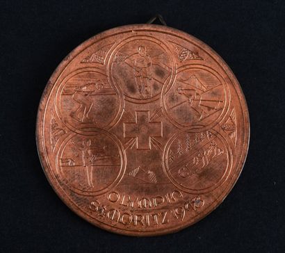 null 1948. St Moritz. Médaille commémorative des Vème Jeux d'hiver. En cuivre.
Diam....