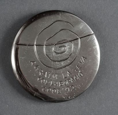 null 1992. Barcelone. Médaille officielle de participant.
Version en Catalan. Graveur...