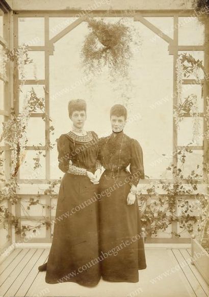 null MARIA FÉODOROVNA, impératrice de Russie (1847-1928).
Portrait photographique...