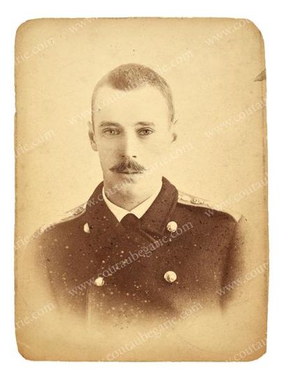 null GEORGES ALEXANDROVITCH, grand-duc de Russie (1871-1899).
Portrait photographique...
