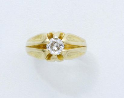 null Bague jonc en or 750 millièmes, ornée d'un diamant taille ancienne en serti...