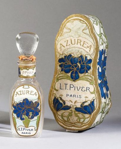 L.T.PIVER «Azuréa» - (années 1910)
Présenté dans son coffret polylobé en carton gainé...