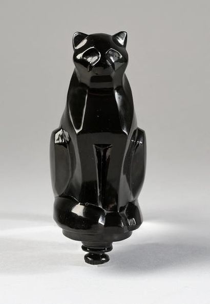 Jovoy «Gardez-Moi» - (années 1920)
Rare flacon en cristal opaque noir pressé moulé...