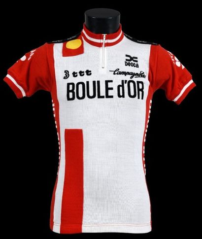null Maillot de la formation cycliste Boule d’Or-Colnago pour la saison 1983. L’équipe...
