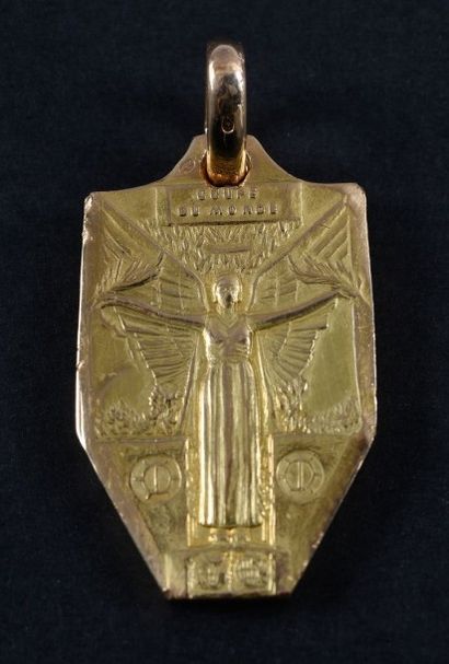 null Médaille en or 18 carats (poids 23,8 grs) de la Coupe du Monde 1930 offerte...