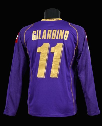 null Alberto Gilardino n°11. Maillot de la Fiorentina pour la league des Champions2008-2009....
