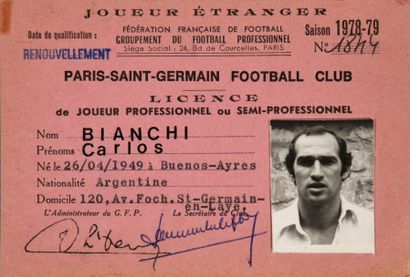 null Licence de joueur professionnel de Carlos Bianchi avec le Paris Saint-Germain...