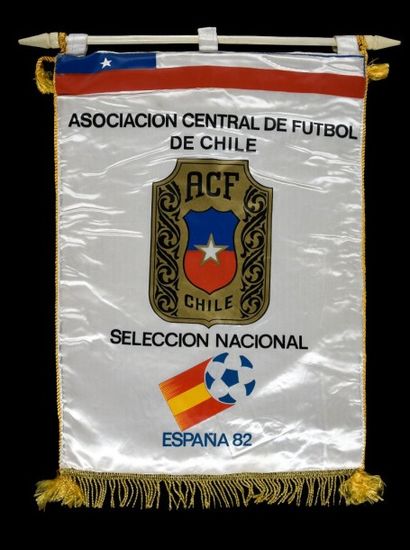 null Miguel Gamboa n°21. Maillot porté avec l’équipe Nationale du Chili lors du dernier...