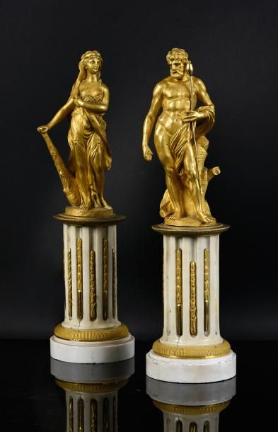 null Paire de statuettes en bronze doré représentant Hercule et Omphale. Les deux...