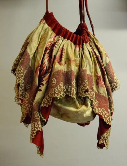 null Accessoires du costume, fin du XIXe siècle, 2 sacs à ouvrages en toiles imprimées...