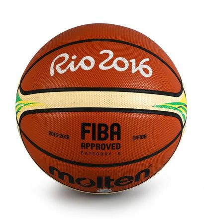 null Ballon officiel utilisé lors de la 1/2 finale des Jeux Olympiques entre la France...