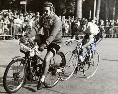 null Photo de presse avec la signature originale de Jacques Anquetil lors du Criterium...