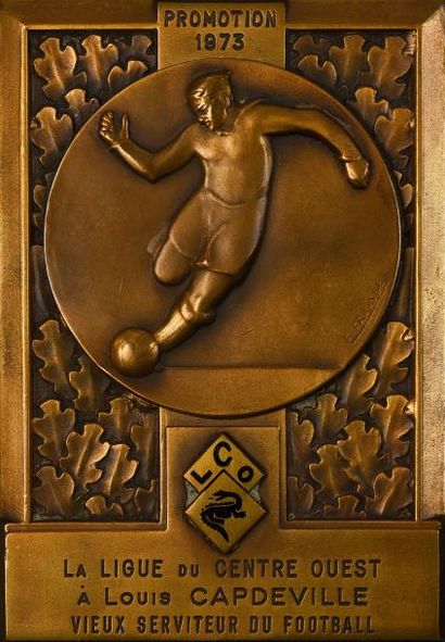 null Plaquette en bronze offerte par la Ligue du Centre Ouest à Louis (Pierre-Georges)...