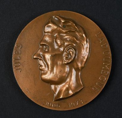 null Médaille en bronze de Jules Ladoumègue (1906-1973) pour commémorer les 6 records...