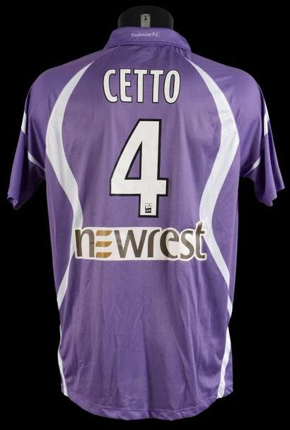 null Mauro Cetto n°4.
Maillot du Toulouse FC pour la saison 2010-2011 du Championnat...