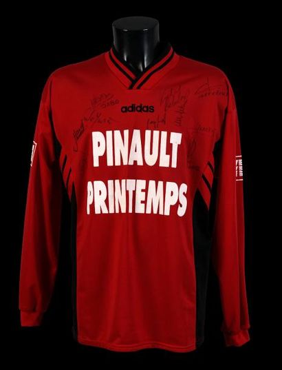 null Maillot n°6 du Stade Rennais pour la saison 1995-1996. Avec les signatures des...