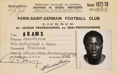 null Jean-Pierre Adams.
Licence de joueur professionnel au Paris Saint-Germain pour...