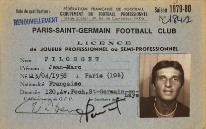 null Jean-Marc Pilorget.
Licence de joueur professionnel au Paris Saint-Germain pour...