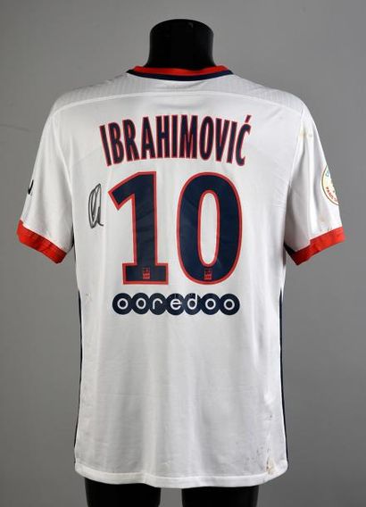 null Zlatan Ibrahimovic n°10.
Maillot porté avec le Paris Saint-Germain face à Toulouse...