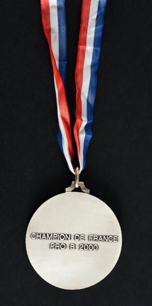 null Médaille de champion de France 2000 de Pro B remportée par le club de Bourg...