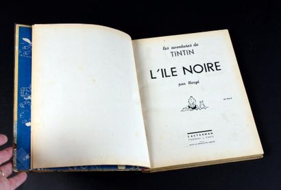 HERGÉ TINTIN 07. L'ÎLE NOIRE. A18. Edition dite “grande image” Casterman 1942.
Dos...